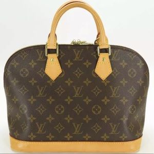 🌷Stunning🌷Satchel by Louis Vuitton